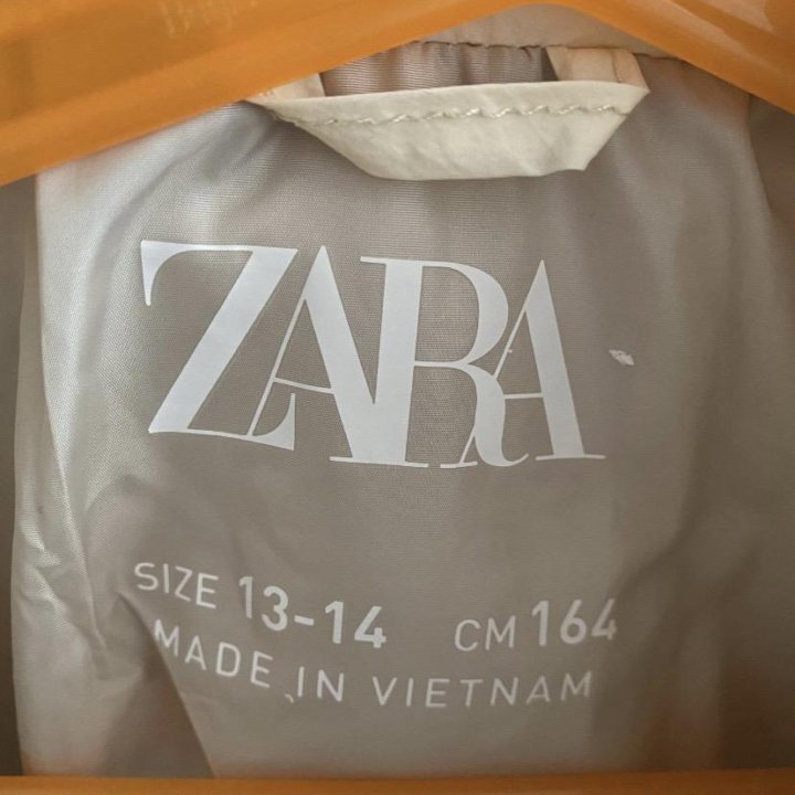 Супер курточка для девочки Zara