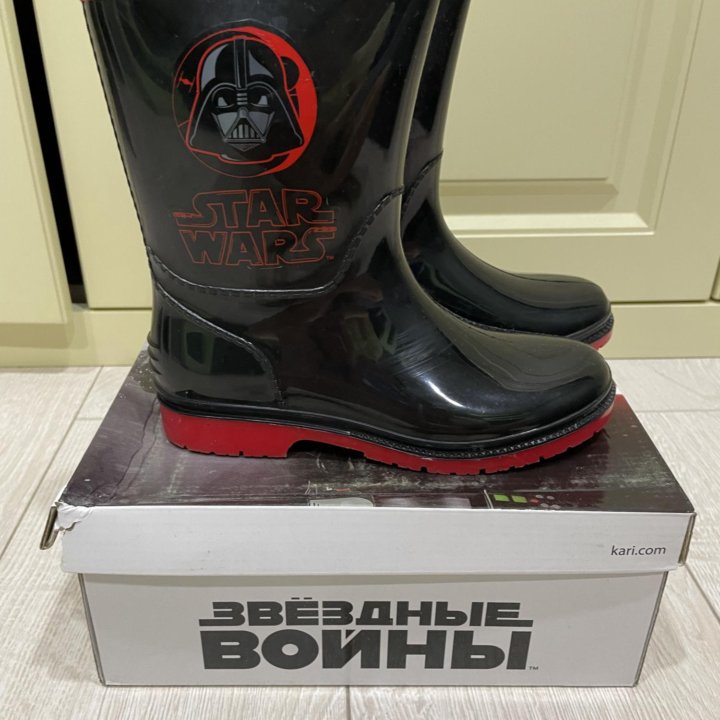 Резиновые сапоги