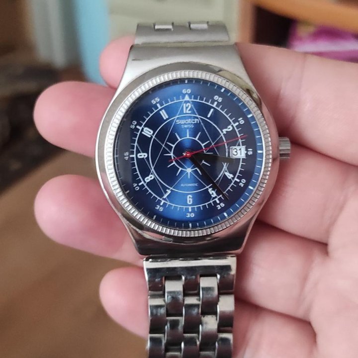 Часы Swatch Swiss.