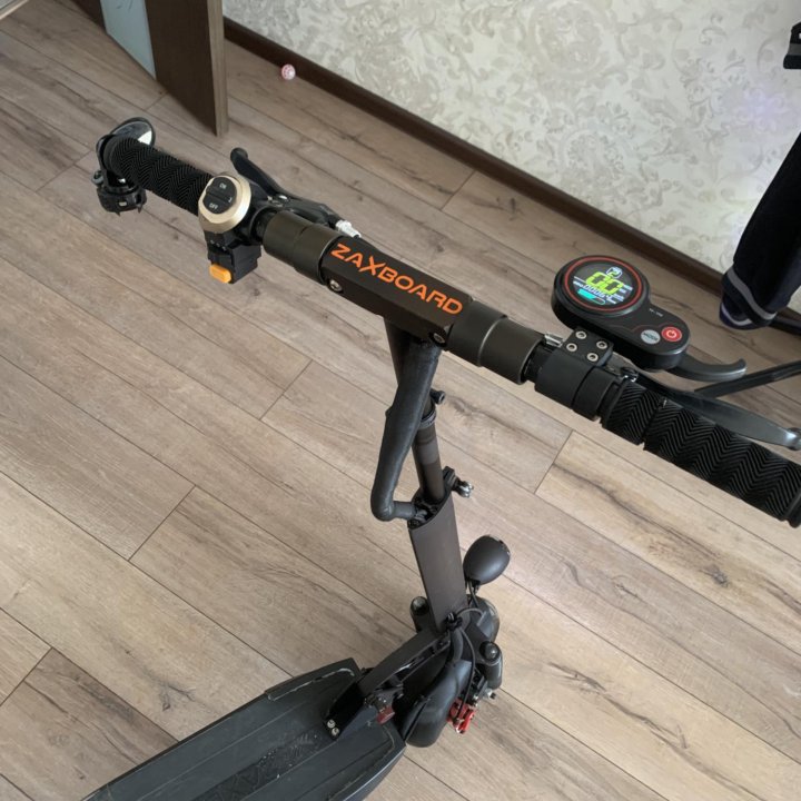 Электросамокат Zaxboard Avatar PRO V2