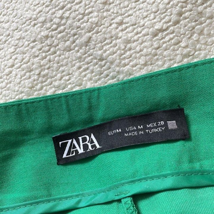 Брюки zara состояние новых