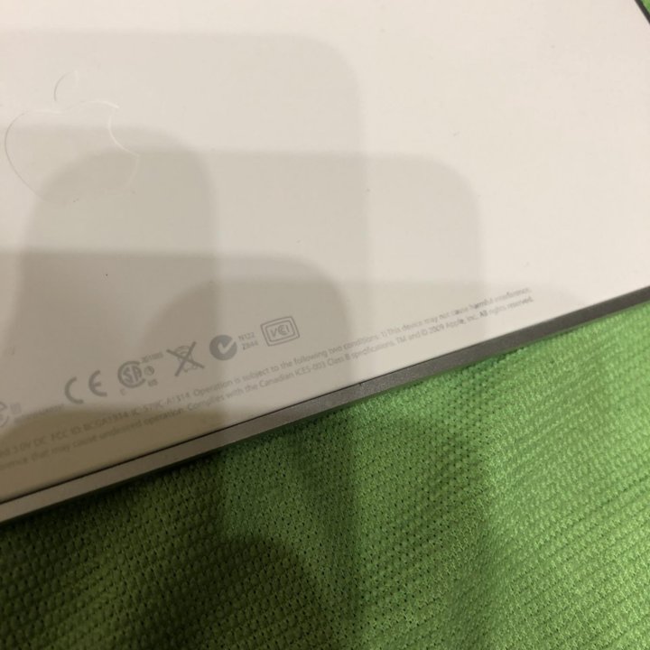 Клавиатура Apple