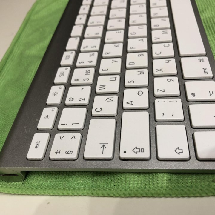 Клавиатура Apple