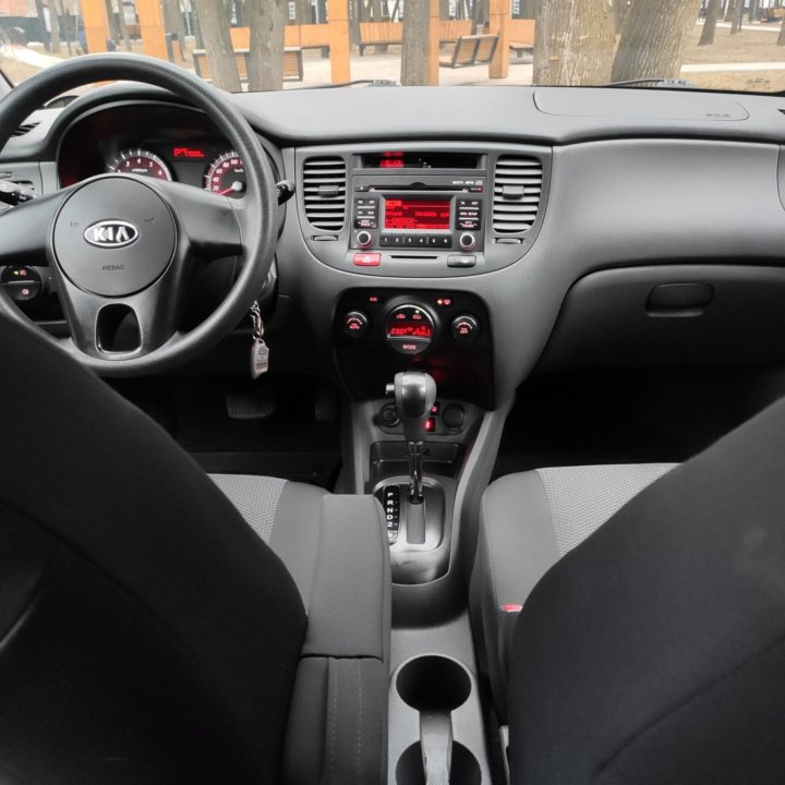 Kia Rio, 2011