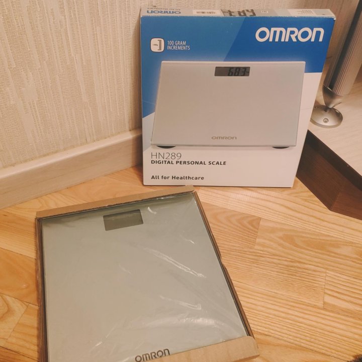 Новые весы напольные Omron 150кг