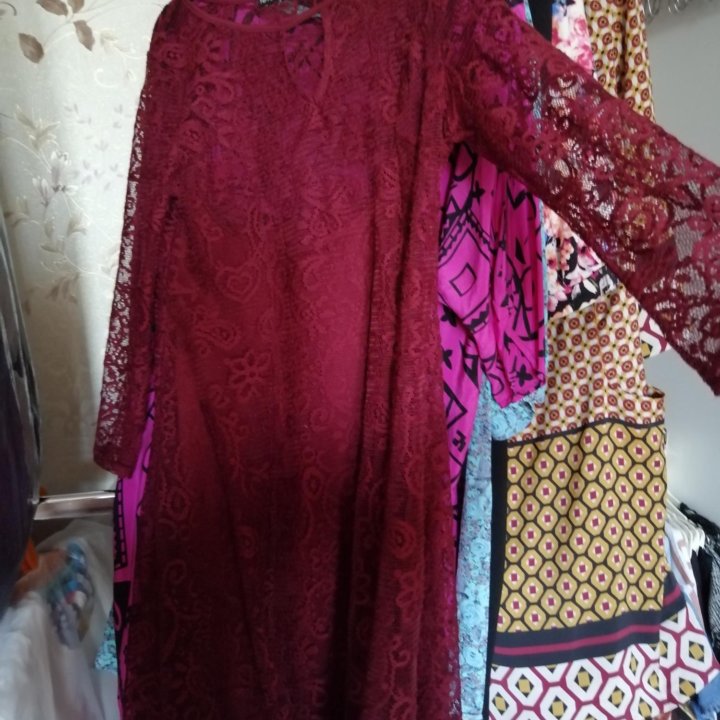 Платья 42-44 р.