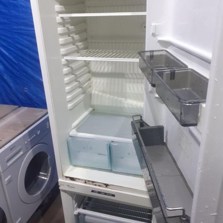 Холодильник бу встраиваемый