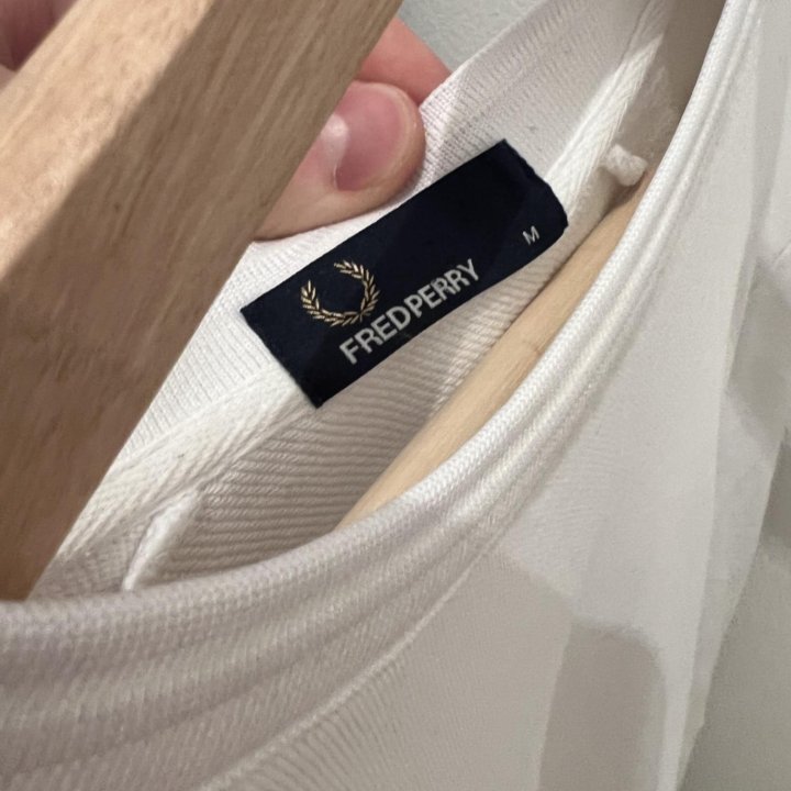 Свитшот Fred Perry