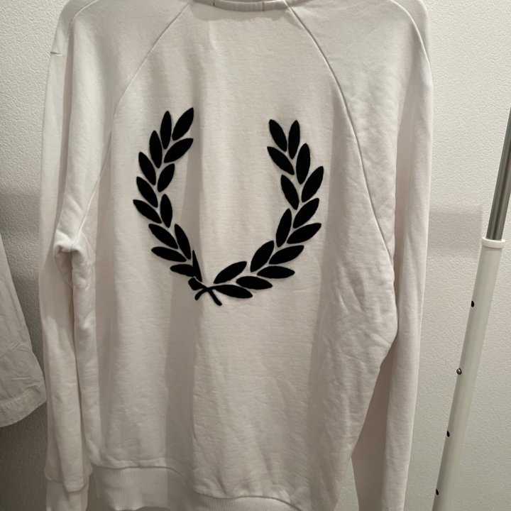 Свитшот Fred Perry