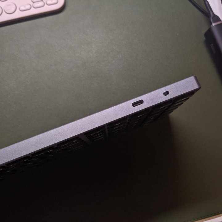 Клавиатура Bluetooth