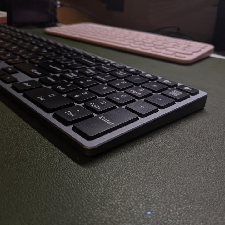 Клавиатура Bluetooth