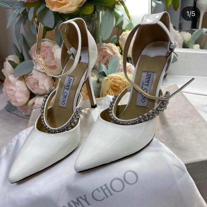 Jimmy Choo 37