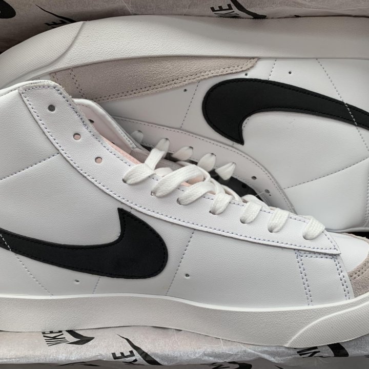Nike blazer mid 77