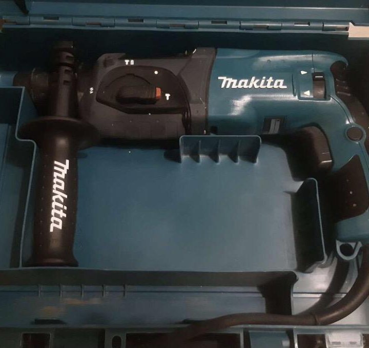 Перфоратор Makita HR 2470