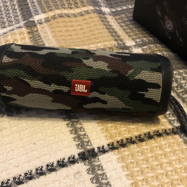 Колонка Jbl flip 4