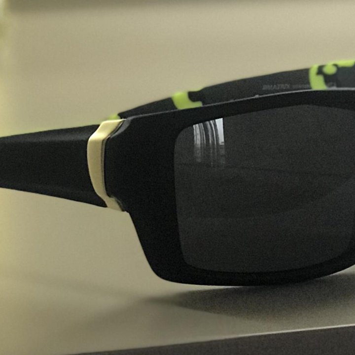 Солнцезащитные очки Matrix Polarized