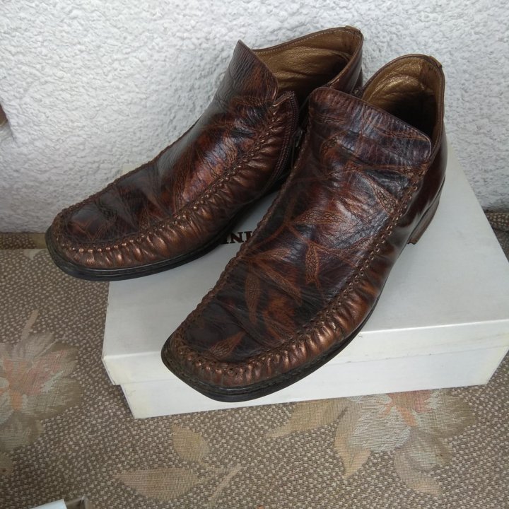 Женская обувь