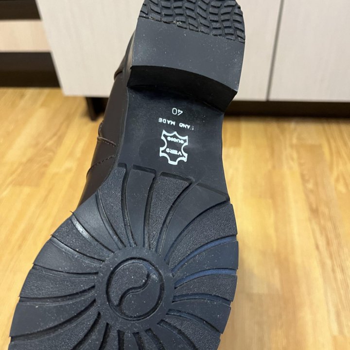 Новые сапоги