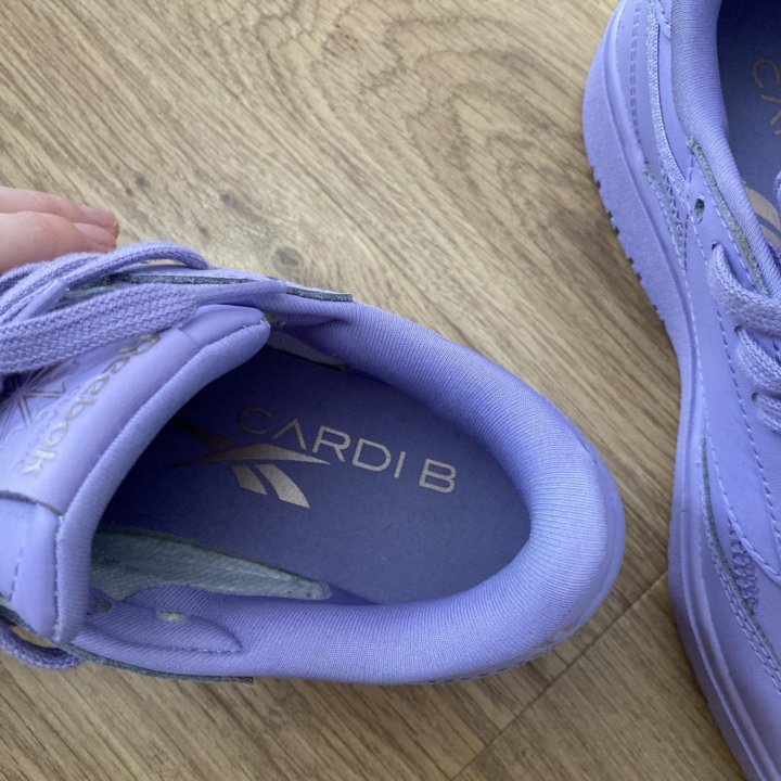 Кроссовки Reebok