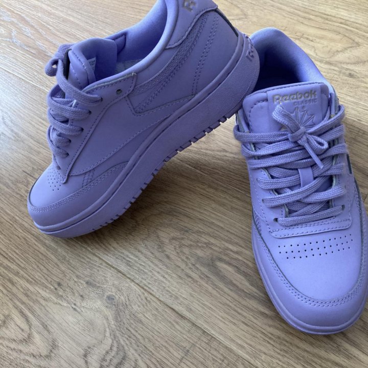 Кроссовки Reebok