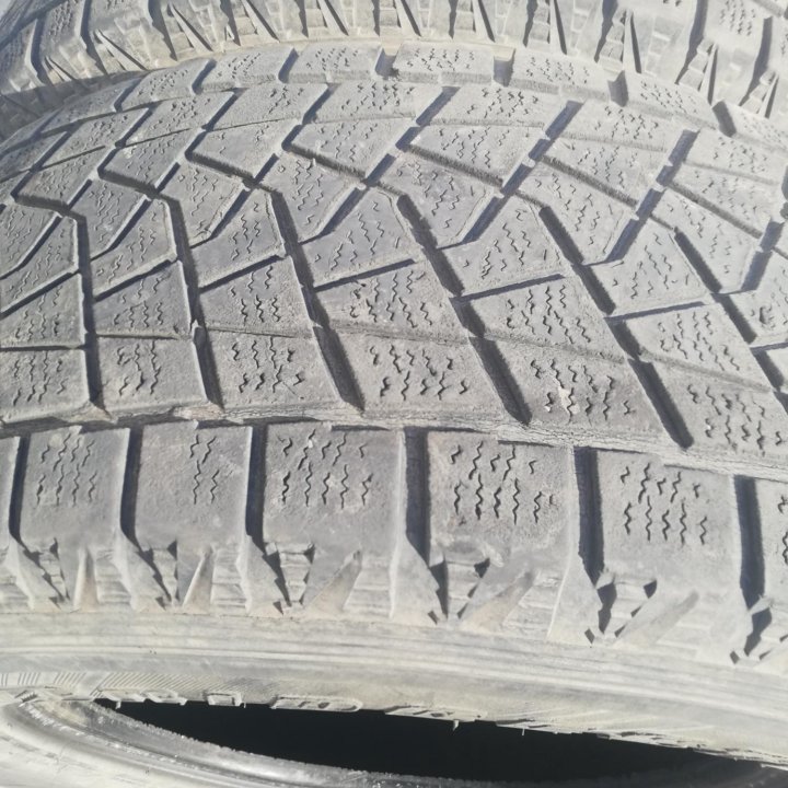 Bridgestone Blizzak Ice 265/65 R17, 4 шт