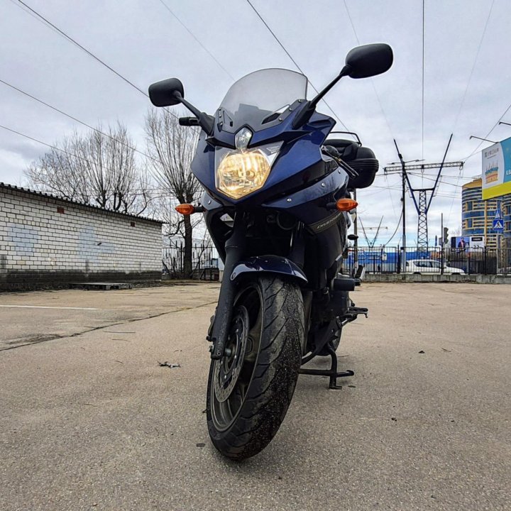 Yamaha XJ6 (FZ6R) Diversion