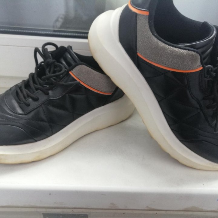 Кроссовки ботинки