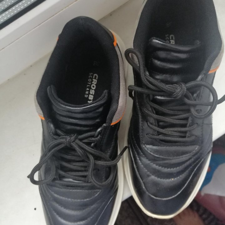 Кроссовки ботинки