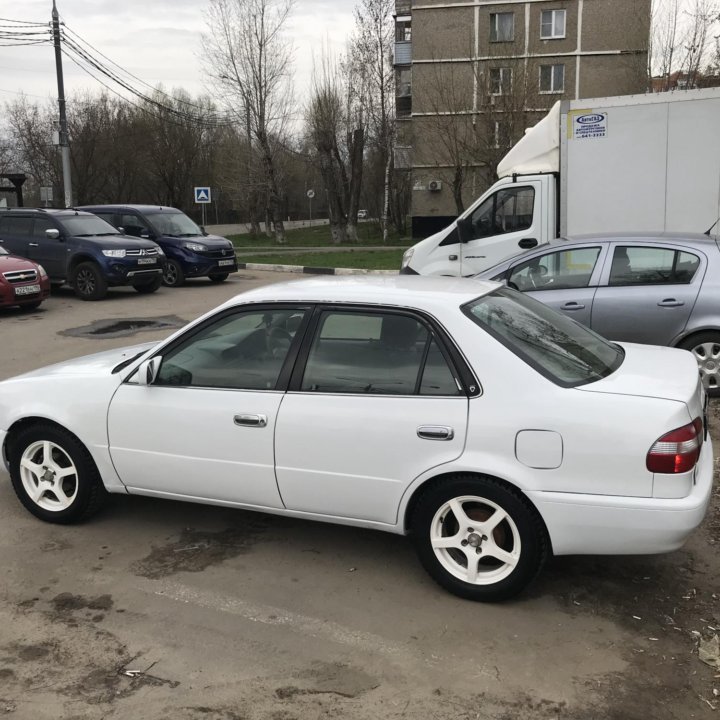 Toyota Corolla, 1999