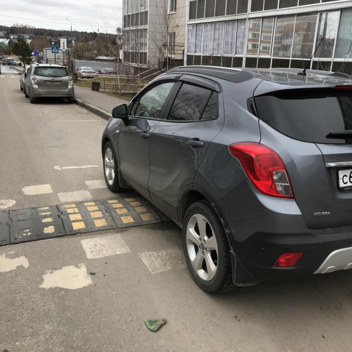 Opel Mokka, 2013