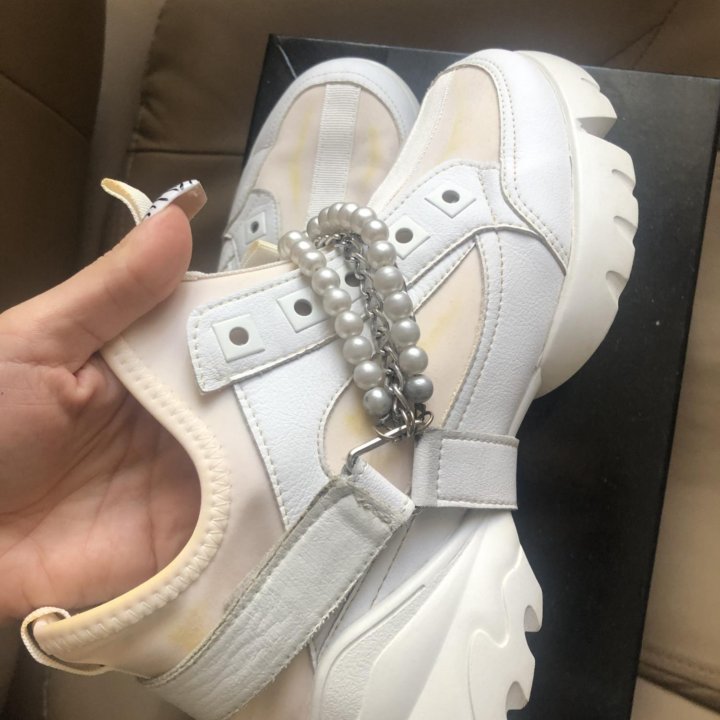 Кроссовки реплика Uterque