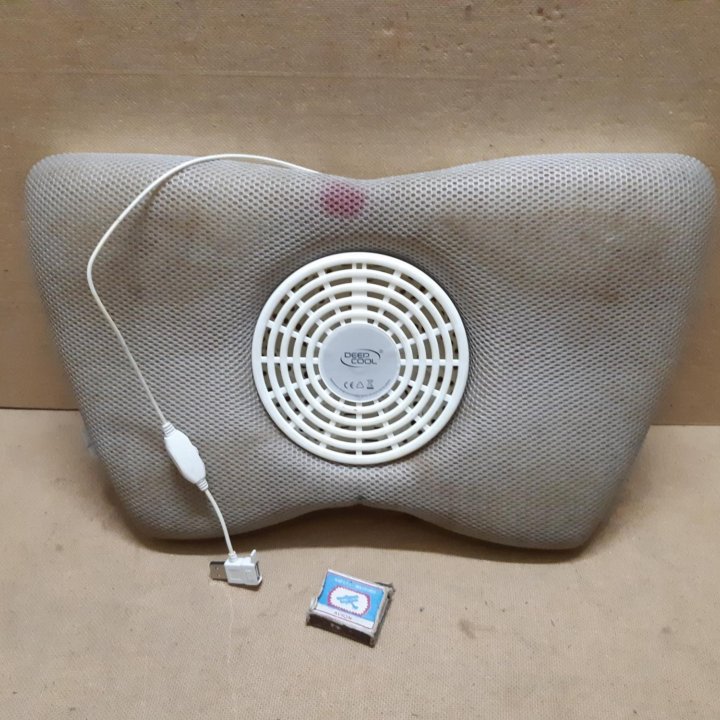Подставка охлаждающая под ноутбук