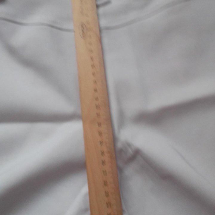 Брюки белые