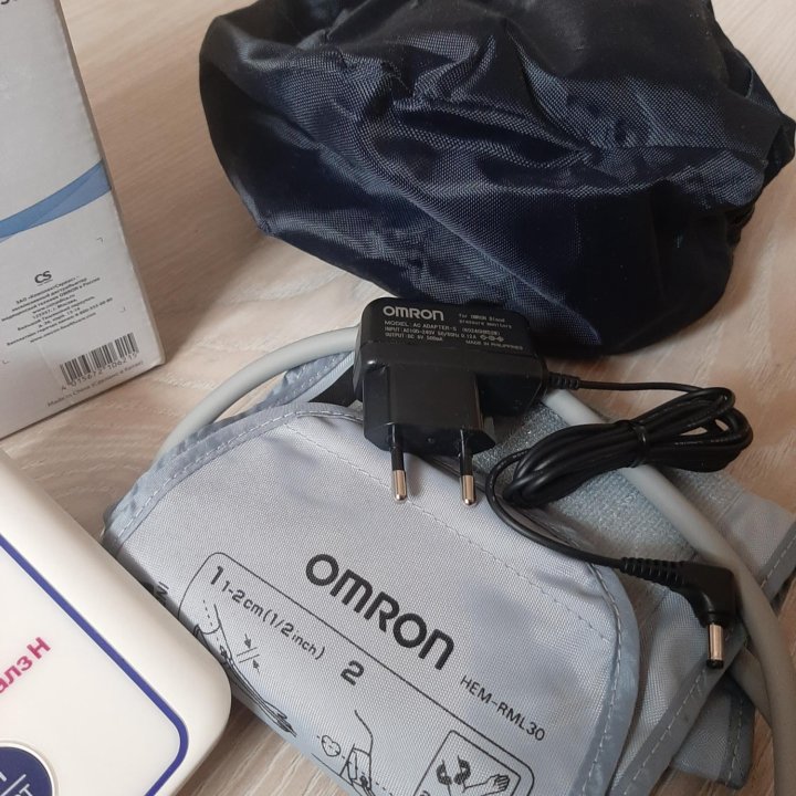 Тонометр Omron M2 Basic, HEM 7116H-ARU