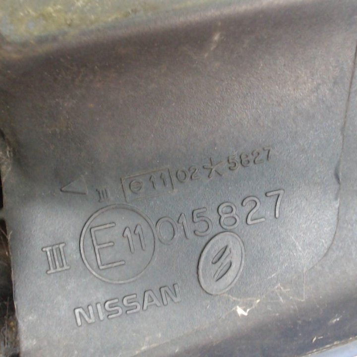 Зеркало боковое правое Nissan Almera N16 2000-2006