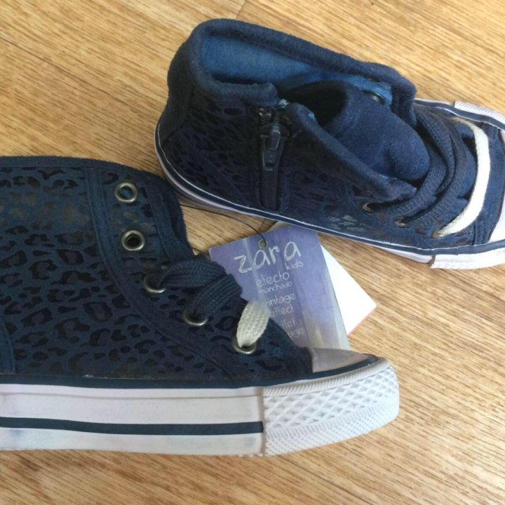 Ботинки на девочку Zara