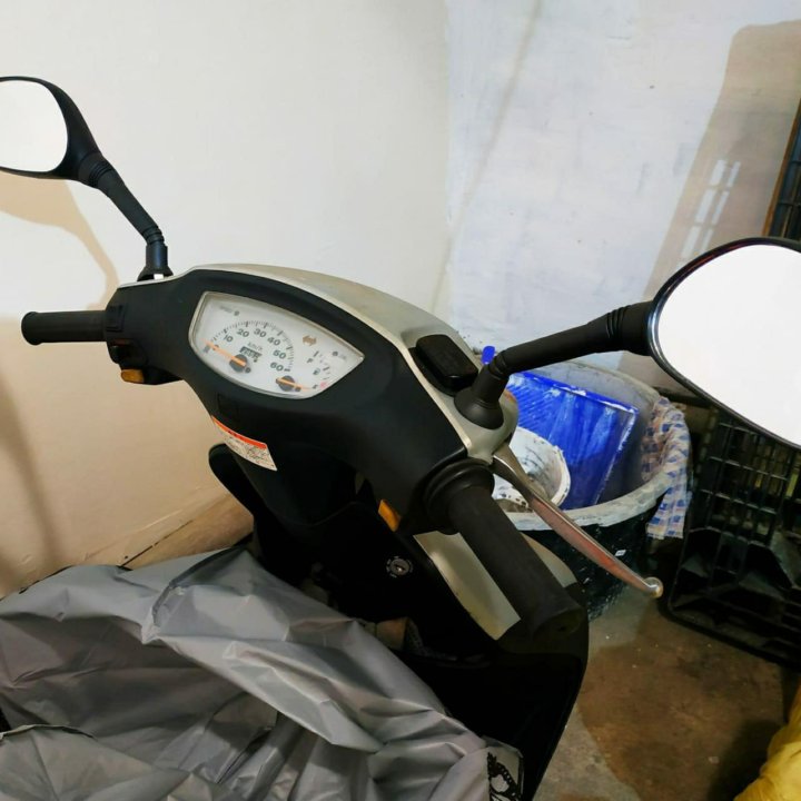 Скутер Honda Dio AF35