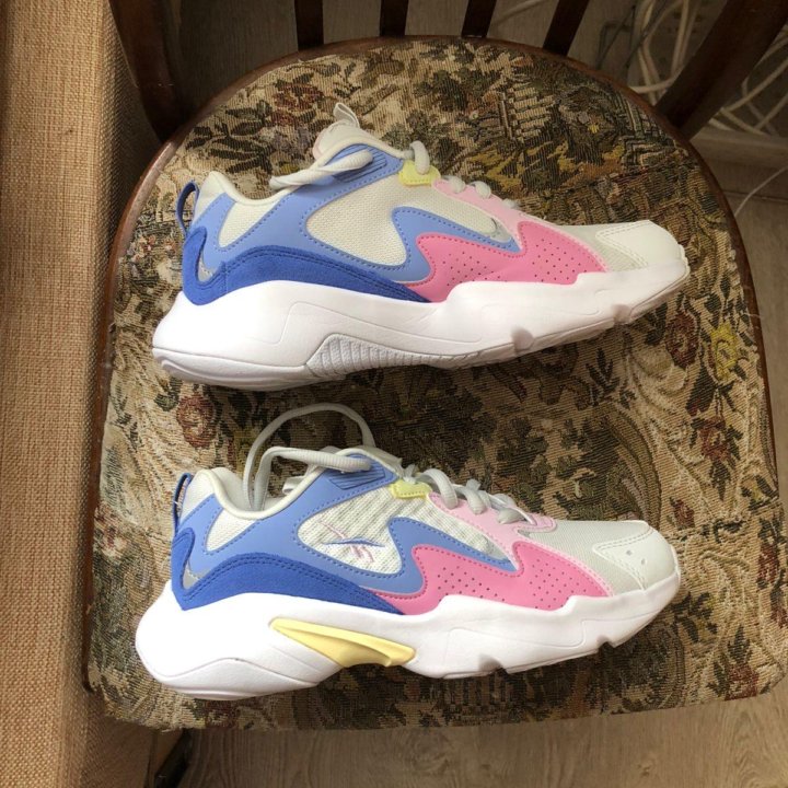 Кроссовки Reebok