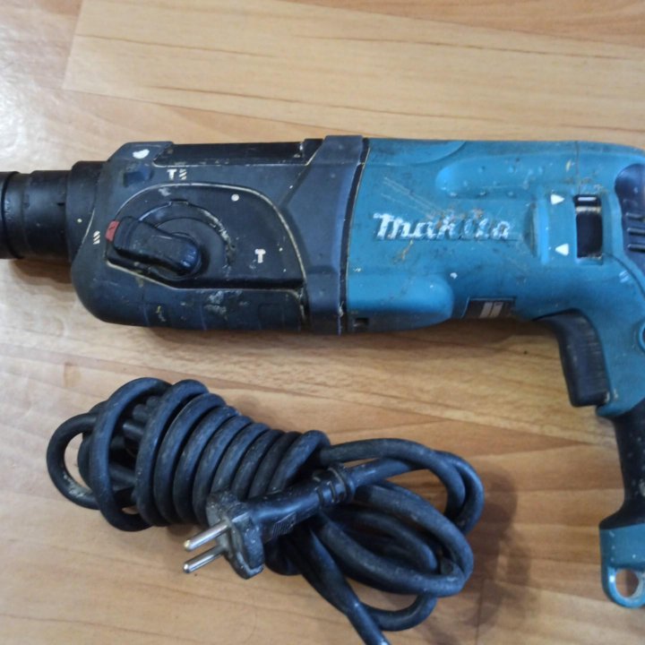 Перфоратор Makita -2470