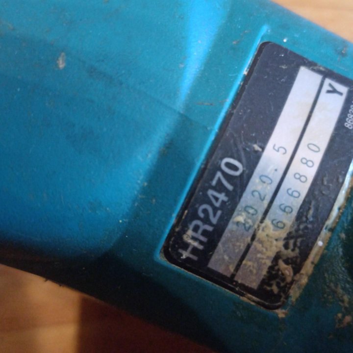 Перфоратор Makita -2470