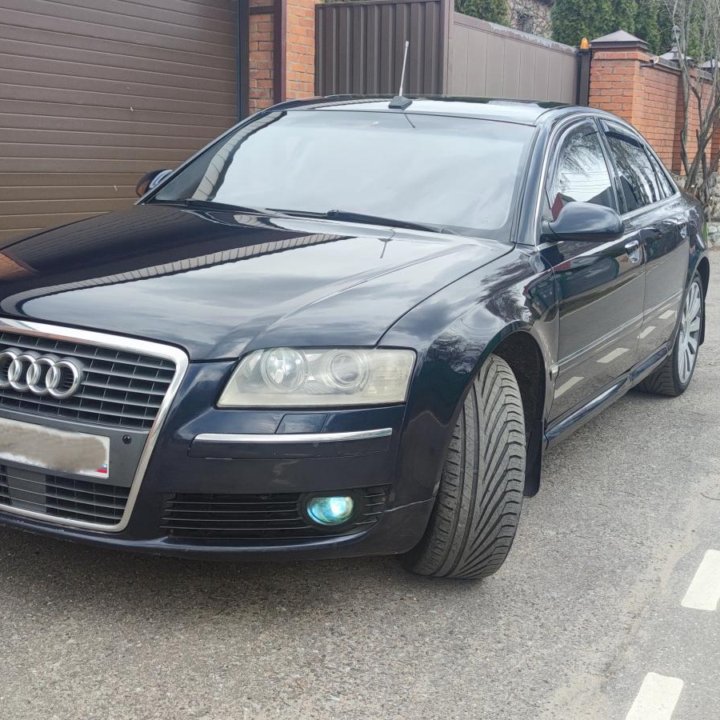 Audi A8, 2004