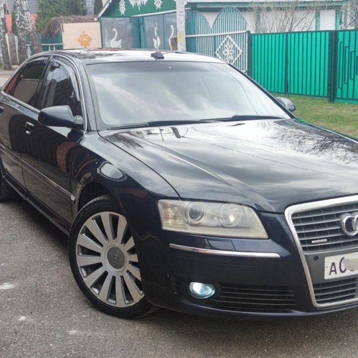 Audi A8, 2004