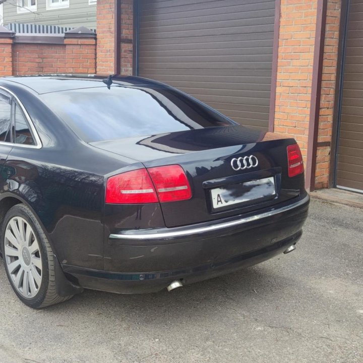 Audi A8, 2004