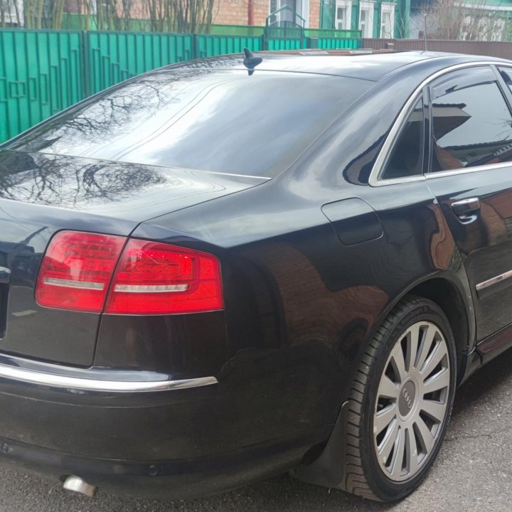 Audi A8, 2004