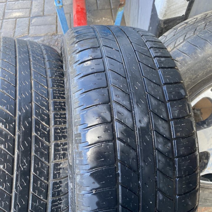 GoodYear Wrangler HP All Weather 255/60/R18