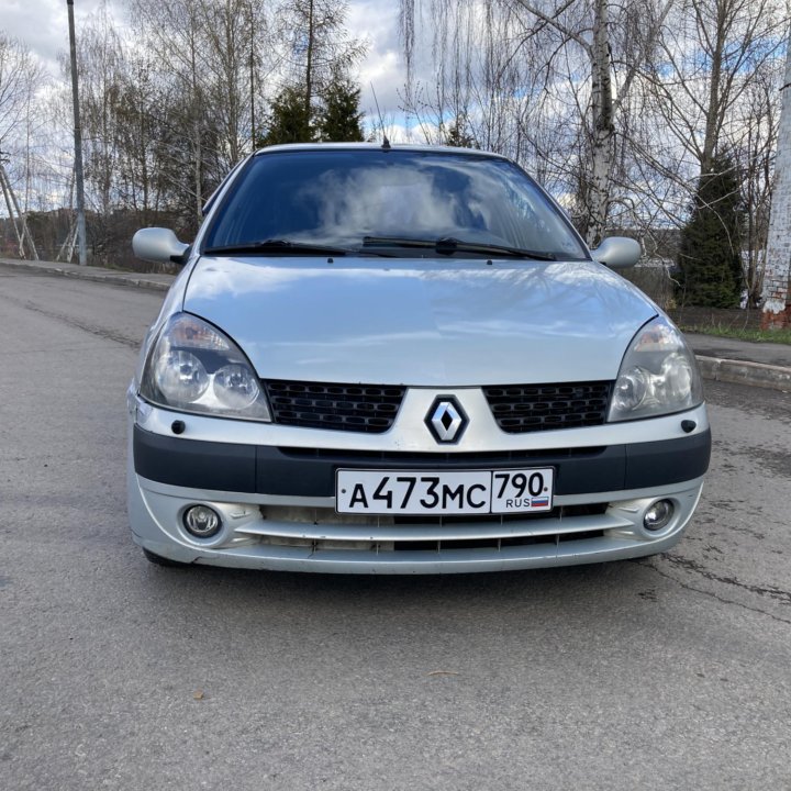 Renault Symbol, 2002