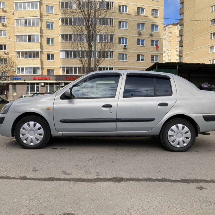 Renault Symbol, 2002