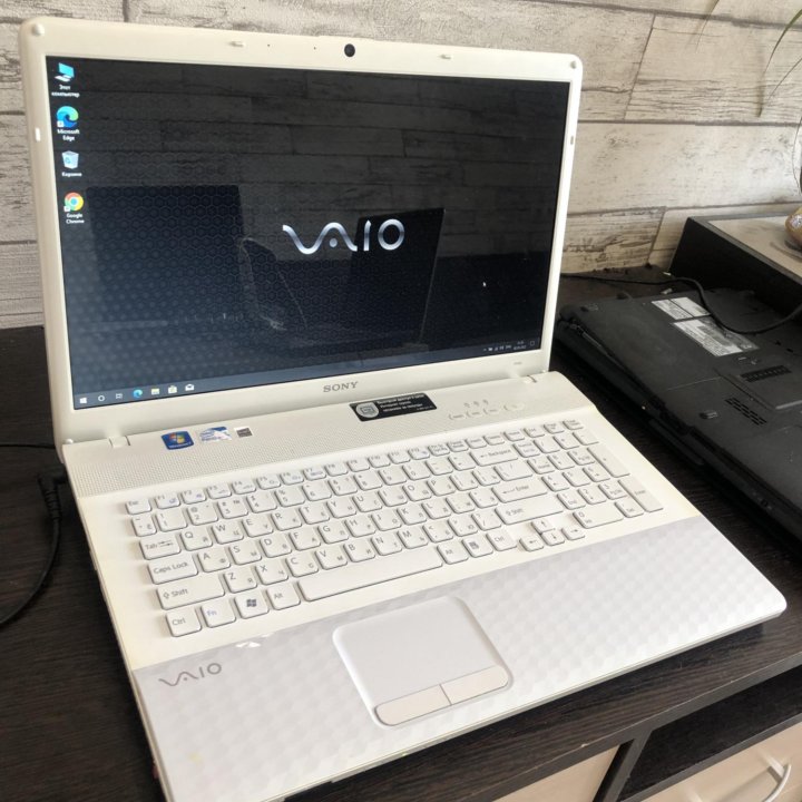 Большой, мощный Sony Vaio Intel 500gb