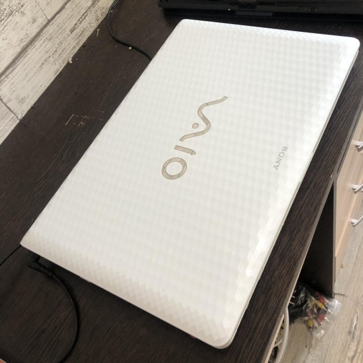 Большой, мощный Sony Vaio Intel 500gb