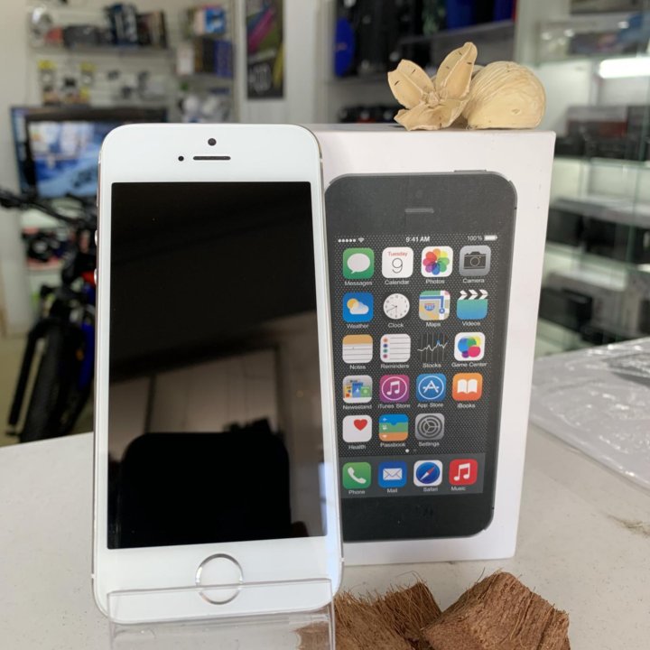 iPhone 5s/ 16gb